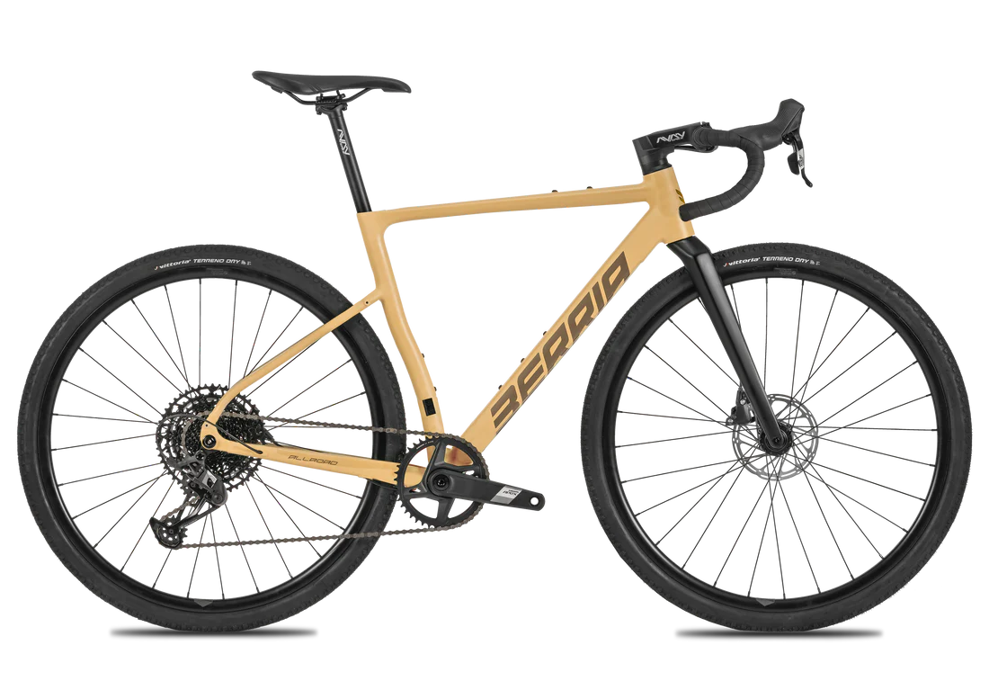 Berria Allroad ADV Apex Mullet beige 2026